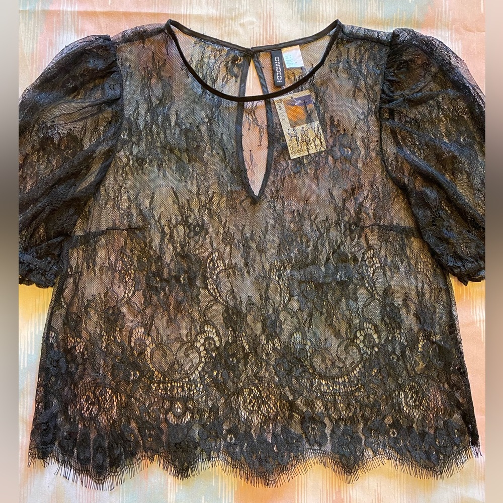 Divided Black Puff Sleeve Floral Lace Top